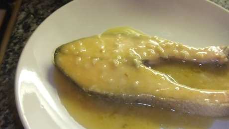 Filet de pescado asadas con salsa tartara